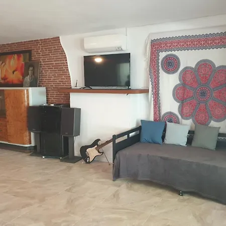 104 Casa Olivia شقة *